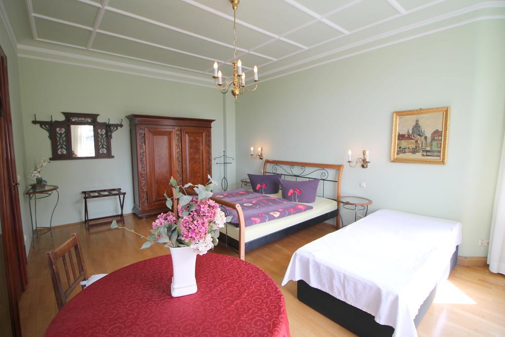 דרזדן Hotel-Appartement-Villa Ulenburg מראה חיצוני תמונה