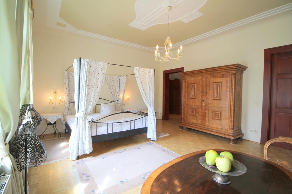 דרזדן Hotel-Appartement-Villa Ulenburg מראה חיצוני תמונה