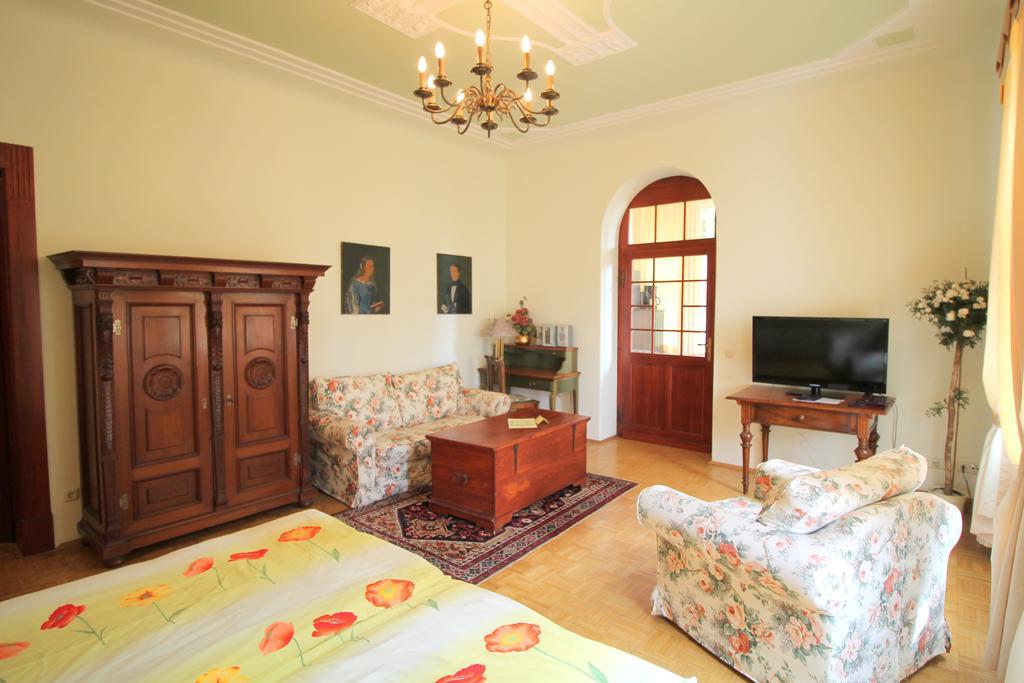 דרזדן Hotel-Appartement-Villa Ulenburg מראה חיצוני תמונה